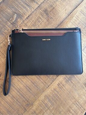 Anne Klein Black Brown Wristlet Wallet Clutch Gold Hardware